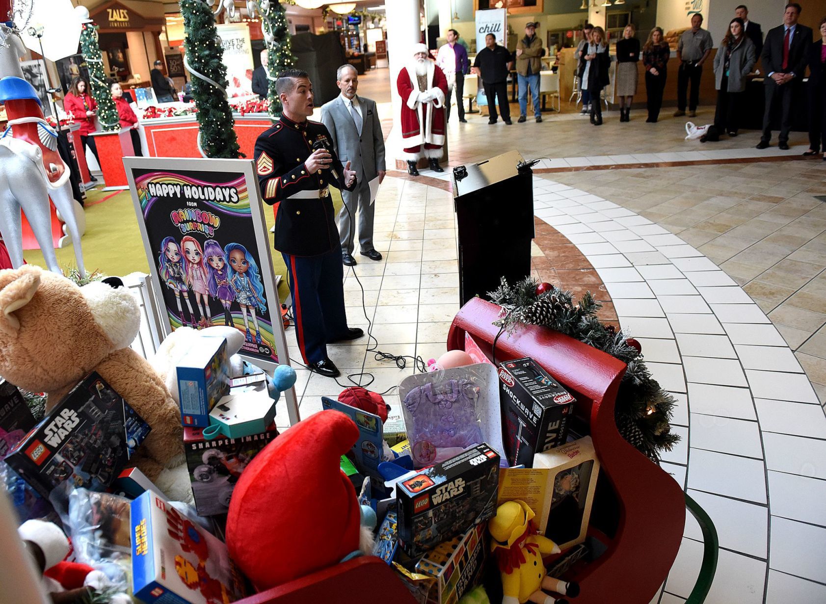 Scene Setters -- Toys for Tots